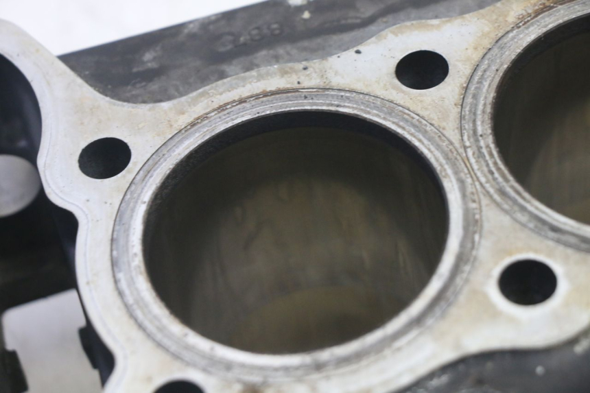 photo de CILINDRO PISTON KAWASAKI ZR 7 750 (1999 - 2004) - Primer plano de alta resolución