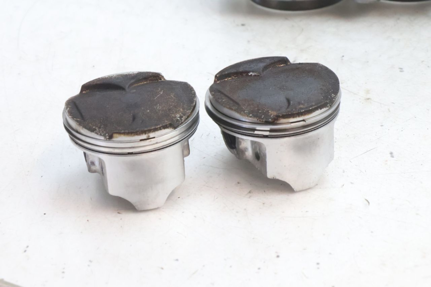 photo de CILINDRO PISTON KAWASAKI ZZR 600 (1995 - 2004) - Zoom sobre los componentes