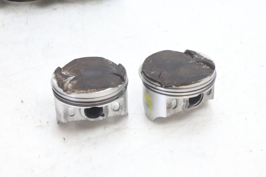 photo de CILINDRO PISTON KAWASAKI ZZR 600 (1995 - 2004) - Ángulo de visión alternativo