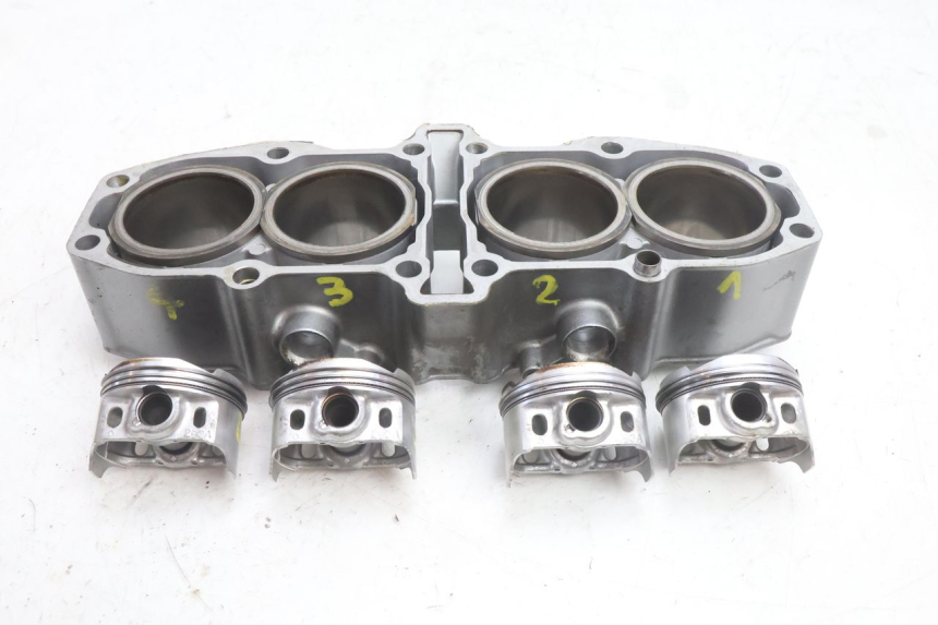 photo de CILINDRO PISTON KAWASAKI ZZR 600 (1995 - 2004) - Otra perspectiva