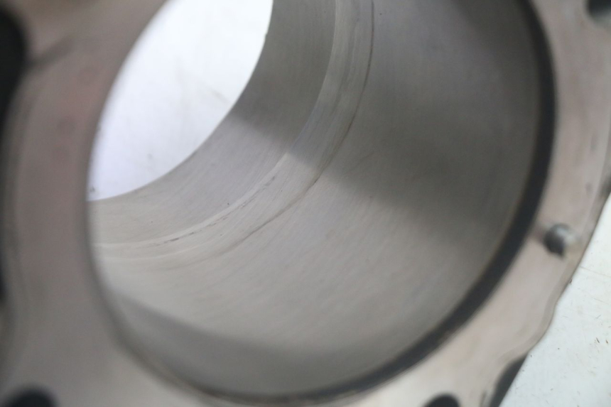 photo de CILINDRO BMW R RT ABS 1200 (2010 - 2014) - Zoom sobre los componentes