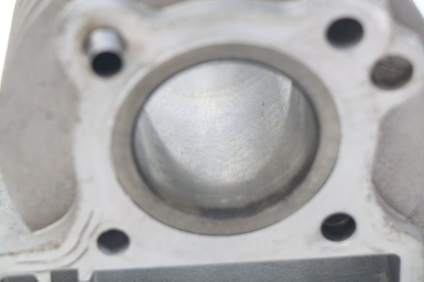 photo de CILINDRO TNT MOTOR ROMA 10' 4T 50 (2007 - 2018) - Estado de la superficie y material