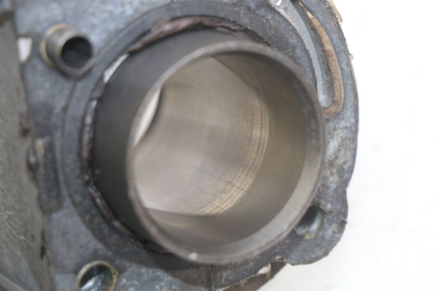 photo de CILINDRO TNT MOTOR ROMA 10' 4T 50 (2019 - 2022) - Zoom estado de uso