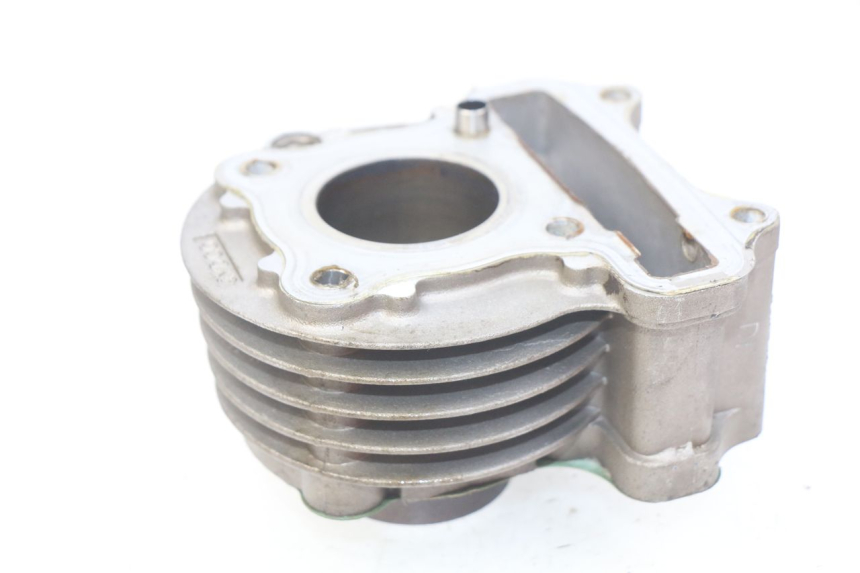 photo de CILINDRO PEUGEOT STREETZONE 4T 50 (2018 - 2023) - Estado de la superficie y material