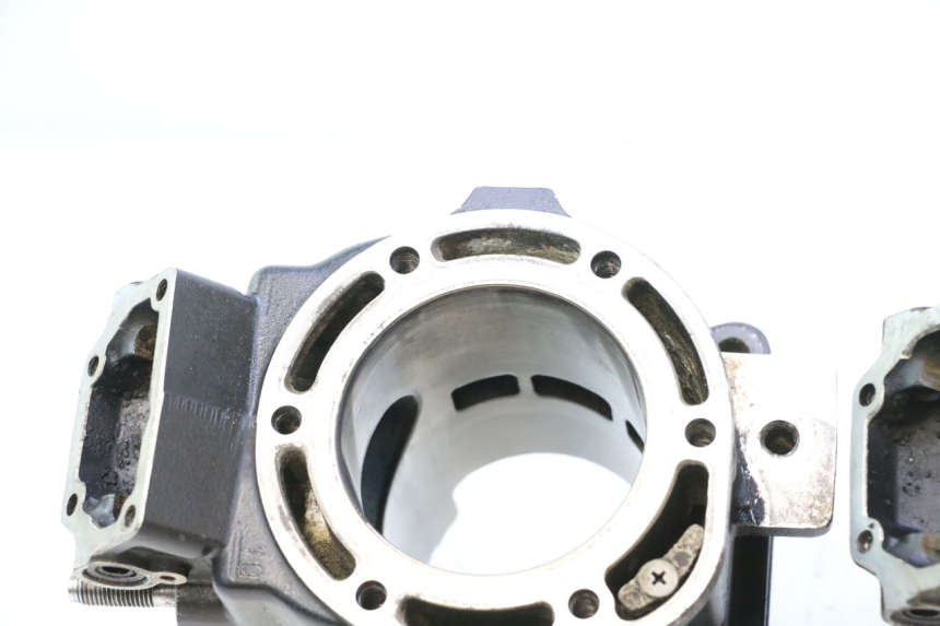 photo de CILINDRO YAMAHA WAVE RUNNER GP R 1200 (2000 - 2003) - Perfil de la pieza de repuesto