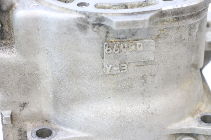 photo de CILINDRO YAMAHA WAVE RUNNER GP R 1200 (2000 - 2003) - Detalle de la pieza