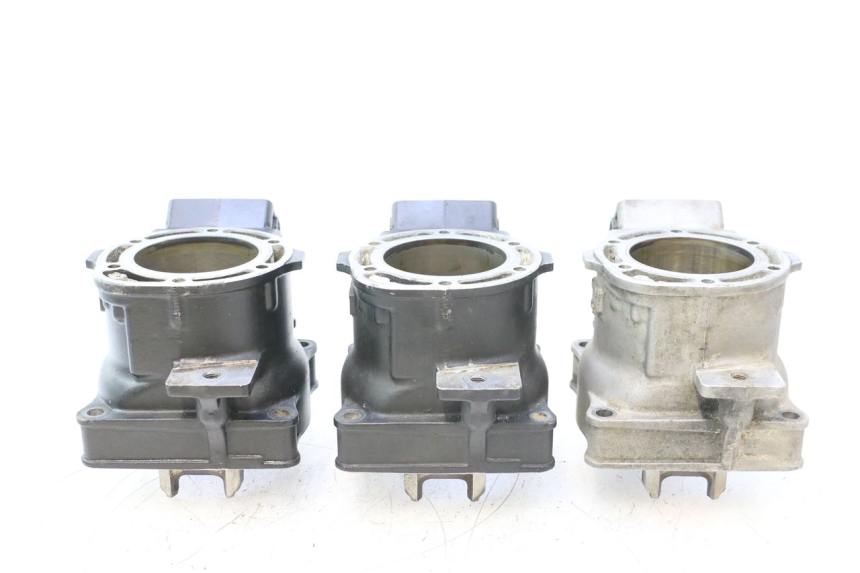 photo de CILINDRO YAMAHA WAVE RUNNER GP R 1200 (2000 - 2003) - Vista general del producto