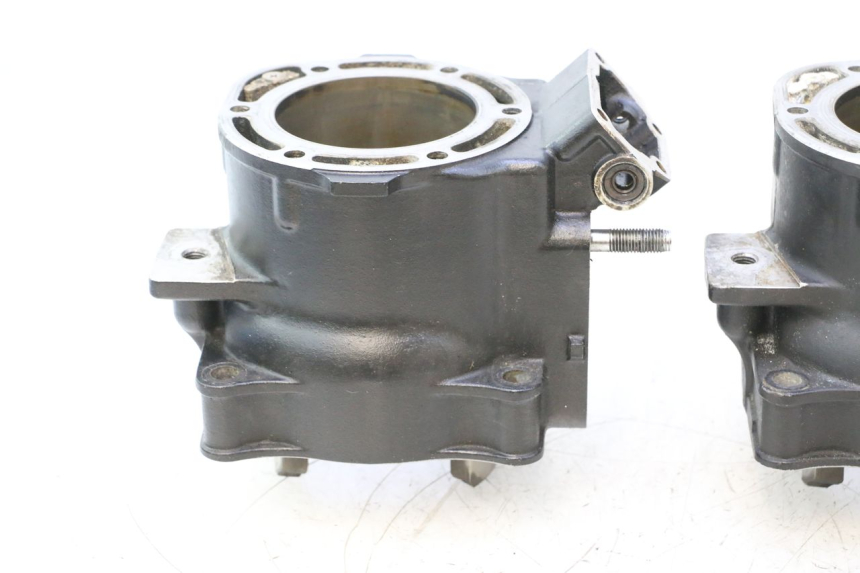 photo de CILINDRO YAMAHA WAVE RUNNER GP R 1200 (2000 - 2003) - Estado de la superficie y material