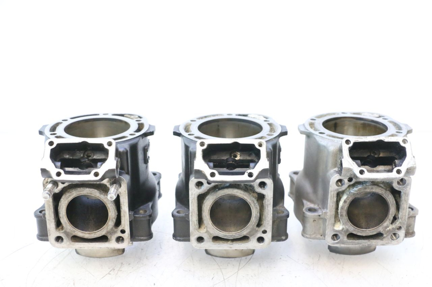 photo de CILINDRO YAMAHA WAVE RUNNER GP R 1200 (2000 - 2003) - Marcados y referencias originales