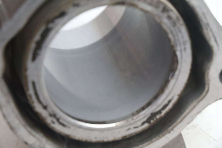 photo de CILINDRO YAMAHA X-MAX XMAX 125 (2010 - 2013) - Primer plano técnico