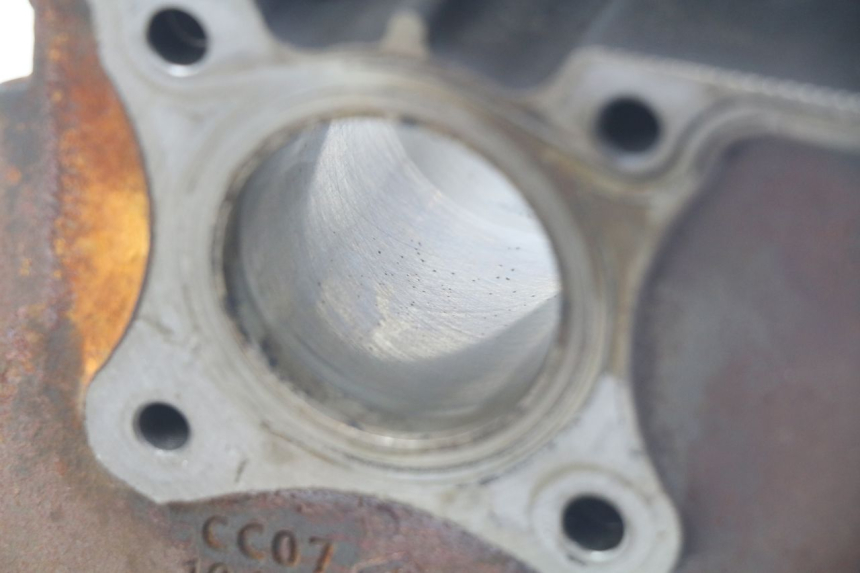 photo de CILINDRO PIAGGIO ZIP 4T 50 (2018 - 2020) - Zoom estado de uso