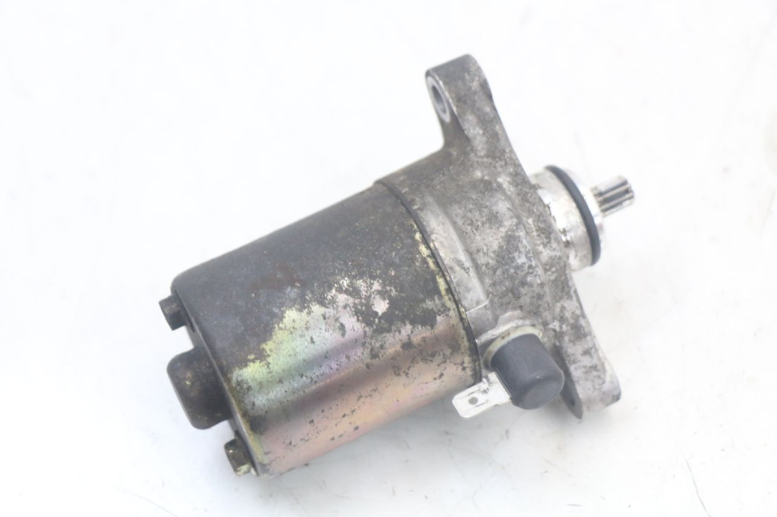 photo de MOTOR DE ARRANQUE KYMCO AGILITY 4T 50 (2018 - 2022) - Otra perspectiva