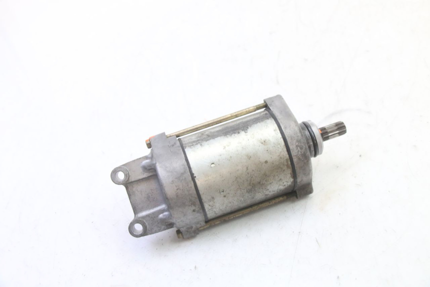 photo de MOTOR DE ARRANQUE HONDA CBR RR FIREBLADE 900 (1992 - 1994) - Detalles de los puntos de fijación