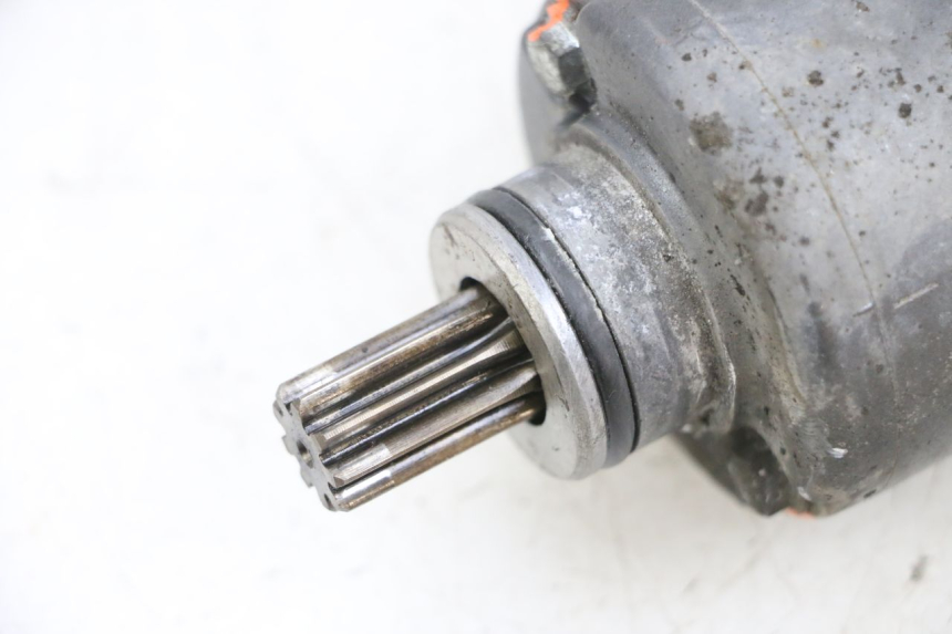 photo de ARRANQUE KSR CODE 125 (2018 - 2020) - Detalles de los puntos de fijación