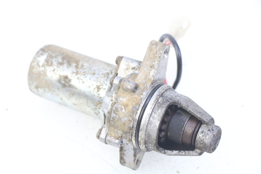 photo de MOTOR DE ARRANQUE SUZUKI CP 80 (1985 - 1996) - Primer plano técnico