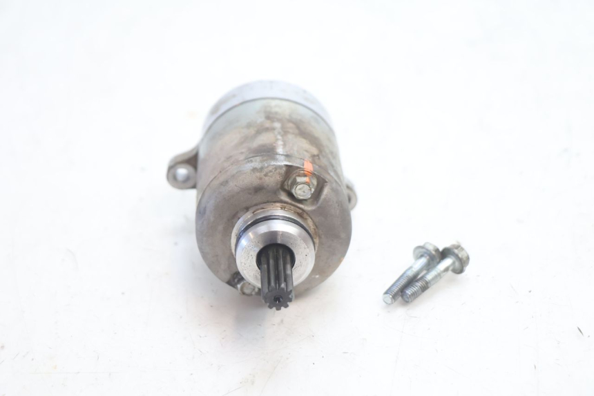 photo de ARRANQUE HONDA CRF CR-F 125 (2020 - 2021) - Primer plano técnico