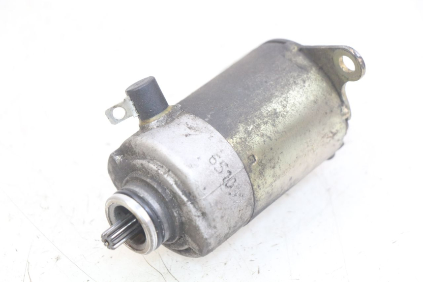 photo de MOTOR DE ARRANQUE SYM CROX 4T 50 (2016 - 2023) - Detalle de la pieza