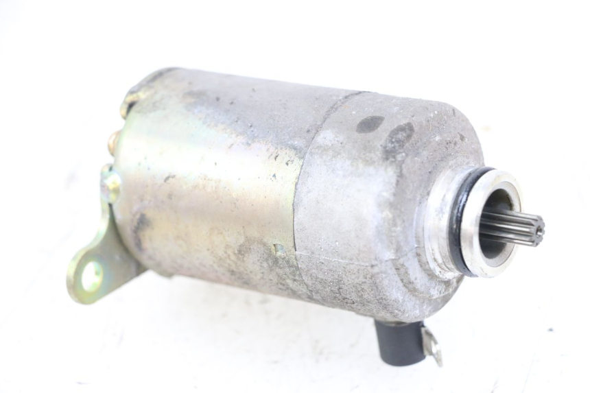 photo de MOTOR DE ARRANQUE SYM CROX 4T 50 (2016 - 2023) - Detalle de la pieza