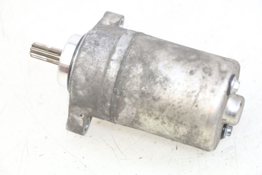 photo de MOTOR DE ARRANQUE YAMAHA D'ELIGHT DELIGHT 125 (2017 - 2020) - Detalle de la pieza