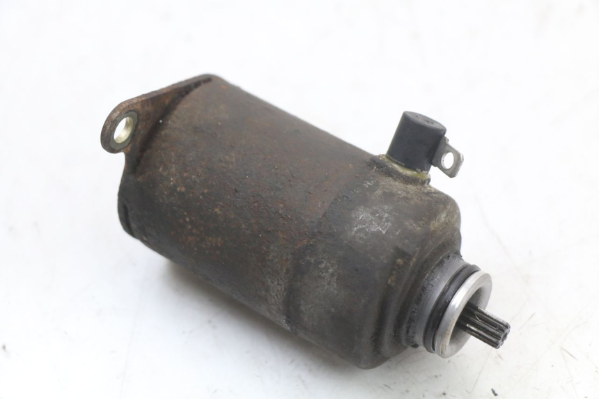 photo de MOTOR DE ARRANQUE SYM FIDDLE 2 50 (2008 - 2013) - Otra perspectiva