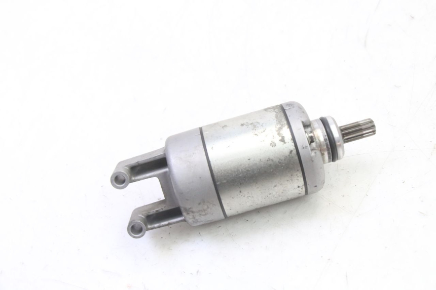 photo de ARRANQUE YAMAHA FZ6 FAZER S2 600 (2007 - 2011) - Primer plano técnico