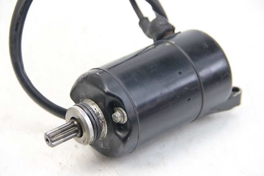 photo de MOTOR DE ARRANQUE YAMAHA FZS FAZER 600 (2001 - 2003) - Otra perspectiva