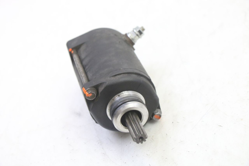 photo de ARRANQUE BMW G310 R 310 (2016 - 2020) - Detalles de los puntos de fijación