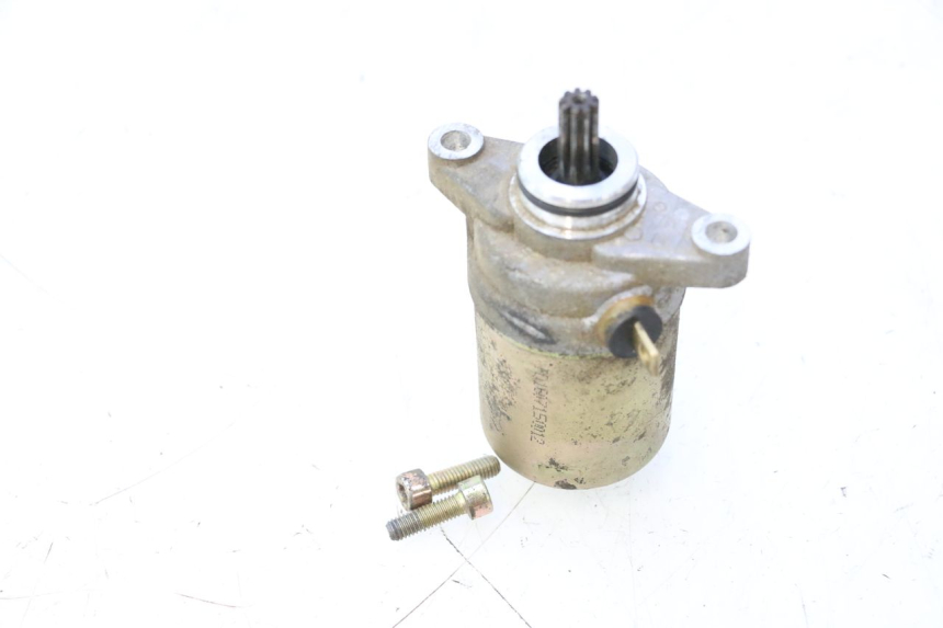 photo de ARRANQUE VASTRO GP 2T 50 (2013 - 2017) - Primer plano técnico