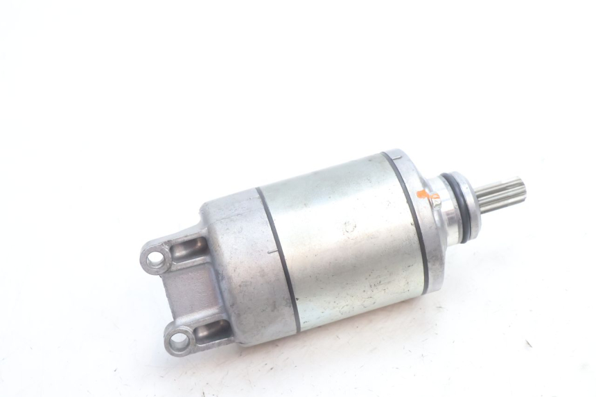 photo de ARRANQUE SUZUKI GSR 600 (2005 - 2012) - Primer plano técnico