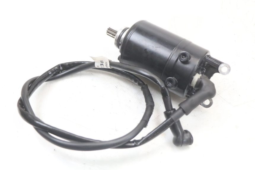 photo de ARRANQUE HUSQVARNA SVARTPILEN 401 (2018 - 2023) - Detalles de los puntos de fijación