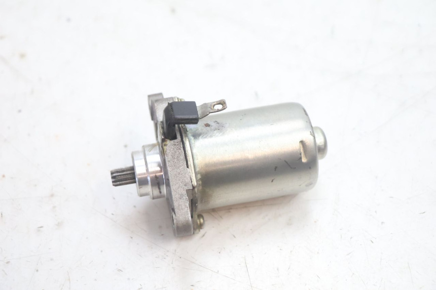 photo de MOTOR DE ARRANQUE PEUGEOT KISBEE 2T 50 (2010 - 2017) - Vista principal