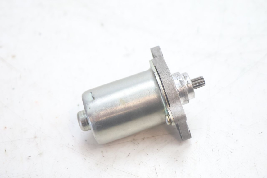 photo de MOTOR DE ARRANQUE PEUGEOT KISBEE 2T 50 (2010 - 2017) - Vista general del producto