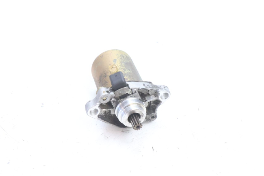 photo de MOTOR DE ARRANQUE PEUGEOT KISBEE 2T 50 (2010 - 2017) - Detalles de los puntos de fijación