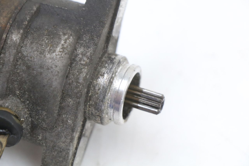 photo de MOTOR DE ARRANQUE PEUGEOT KISBEE 4T 50 (2018 - 2022) - Zoom estado de uso