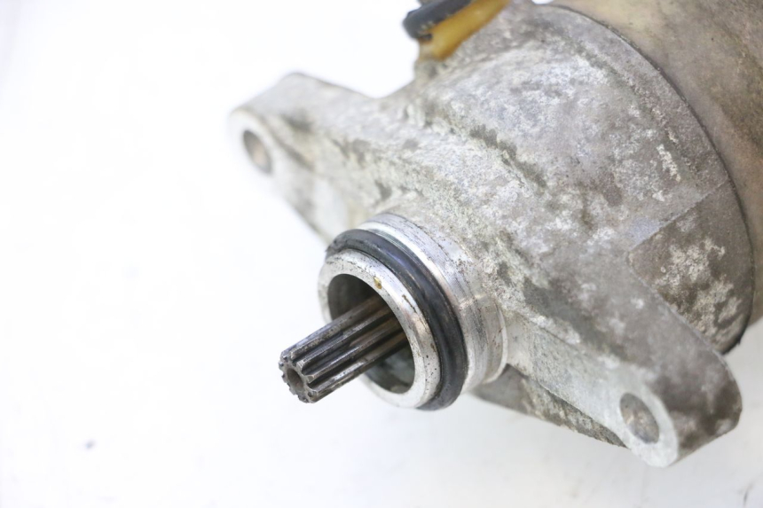 photo de ARRANQUE PEUGEOT KISBEE 4T 50 (2023 - 2026) - Primer plano técnico