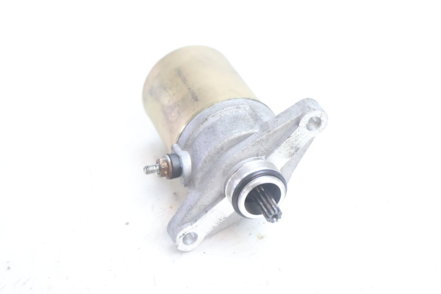 photo de MOTOR DE ARRANQUE PEUGEOT KISBEE 4T 50 (2010 - 2017) - Vista general del producto