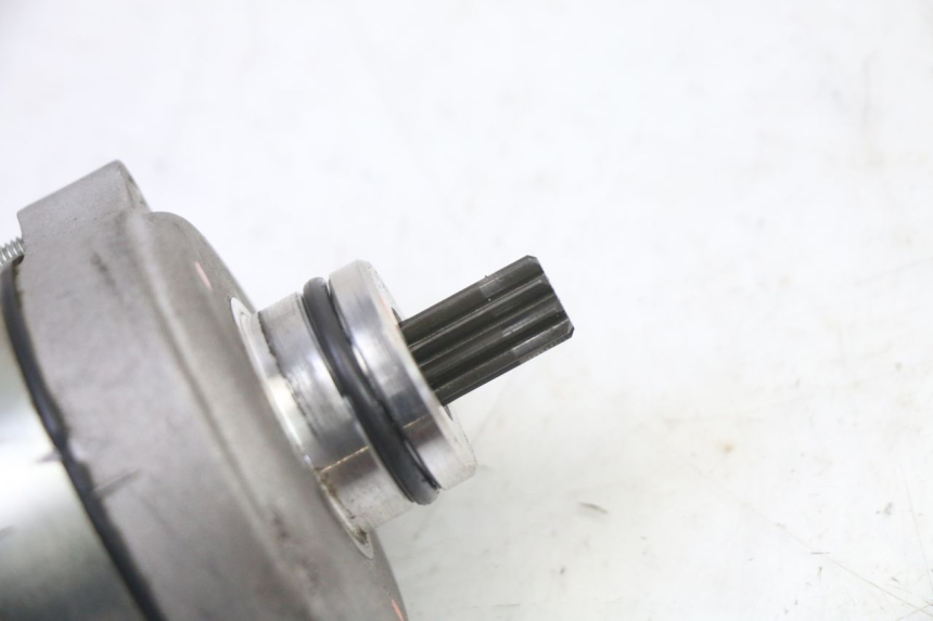 photo de ARRANQUE PIAGGIO MP3 HPE 310 (2024 - 2025) - Zoom estado de uso