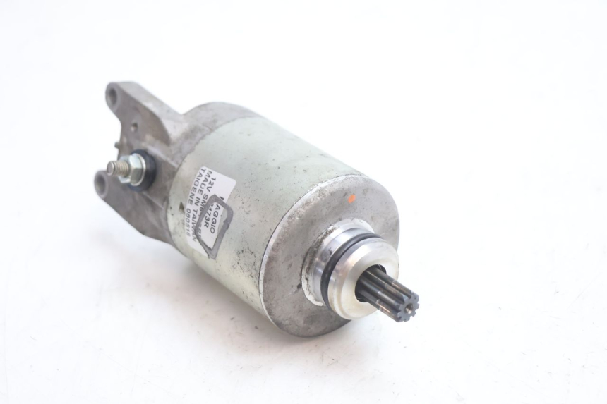 photo de MOTOR DE ARRANQUE PIAGGIO MP3 LT 300 (2010 - 2016) - Detalles de los puntos de fijación
