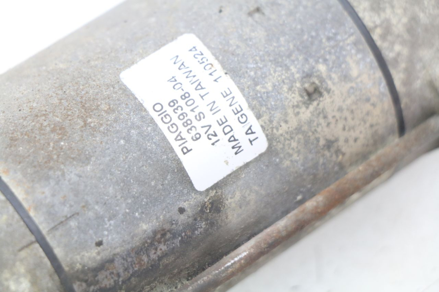photo de MOTOR DE ARRANQUE PIAGGIO MP3 500 (2011 - 2015) - Primer plano técnico
