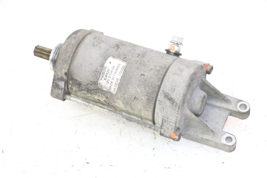 photo de MOTOR DE ARRANQUE PIAGGIO MP3 500 (2011 - 2015) - Primer plano técnico