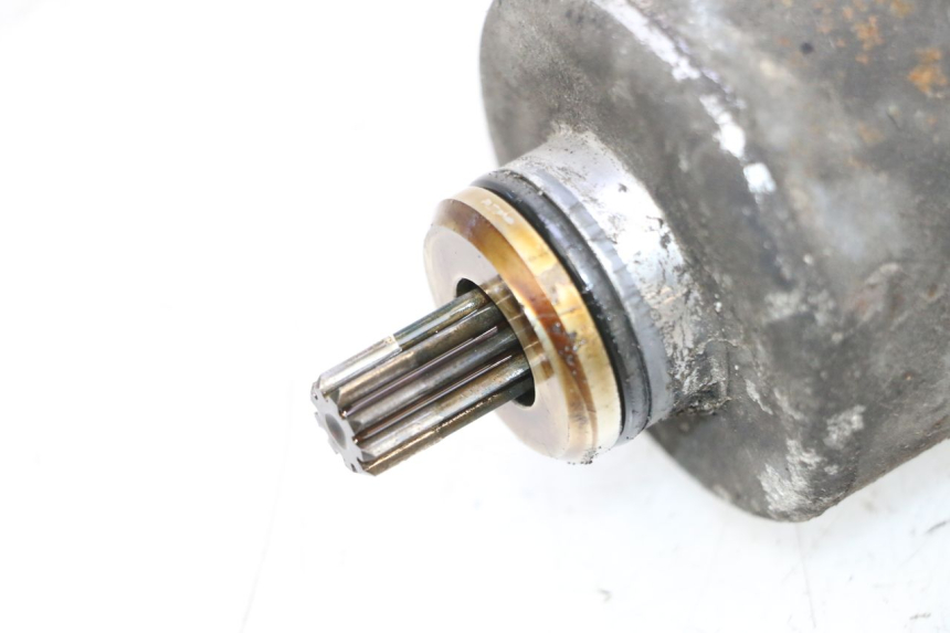 photo de MOTOR DE ARRANQUE PIAGGIO MP3 RL 250 (2006 - 2010) - Primer plano técnico
