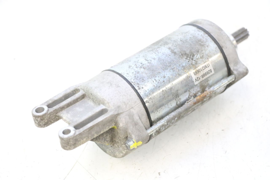 photo de MOTOR DE ARRANQUE PIAGGIO MP3 500 (2011 - 2015) - Primer plano técnico
