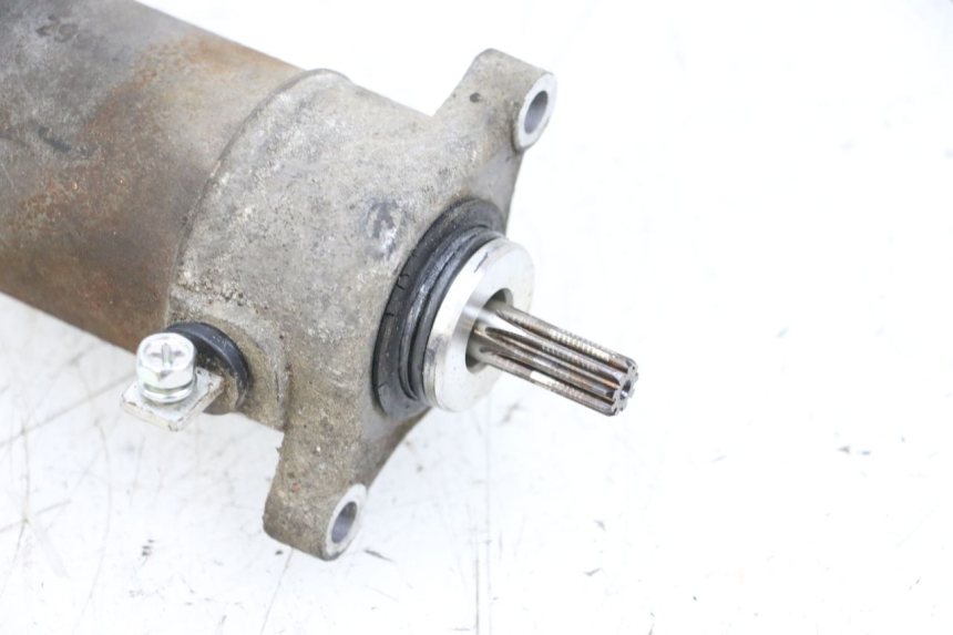 photo de MOTOR DE ARRANQUE YAMAHA NEOS NEO'S 4T 50 (2008 - 2016) - Primer plano técnico