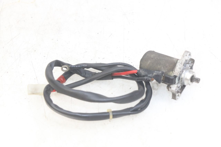 photo de MOTOR DE ARRANQUE PIAGGIO NEW TYPHOON 50 (2010 - 2017) - Otra perspectiva