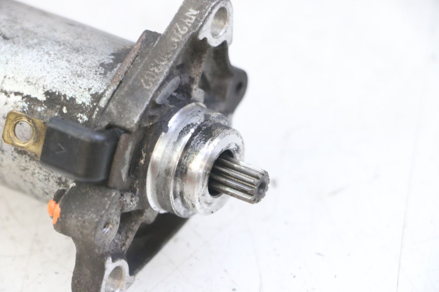 photo de MOTOR DE ARRANQUE PIAGGIO NEW TYPHOON 50 (2018 - 2021) - Otra perspectiva