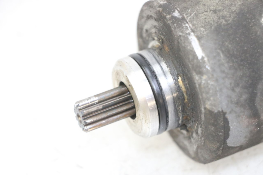 photo de MOTOR DE ARRANQUE. GILERA NEXUS 125 (2009 - 2013) - Primer plano técnico