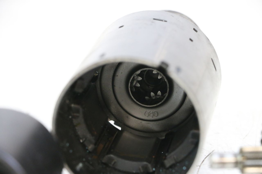 photo de ARRANQUE MOTO GUZZI NORGE 8V GT 1200 (2011 - 2016) - Primer plano técnico