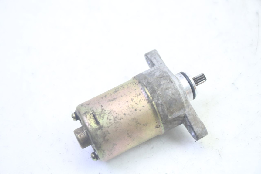 photo de ARRANQUE JM MOTORS OLDIES GT 4T 50 (2018 - 2025) - Primer plano técnico