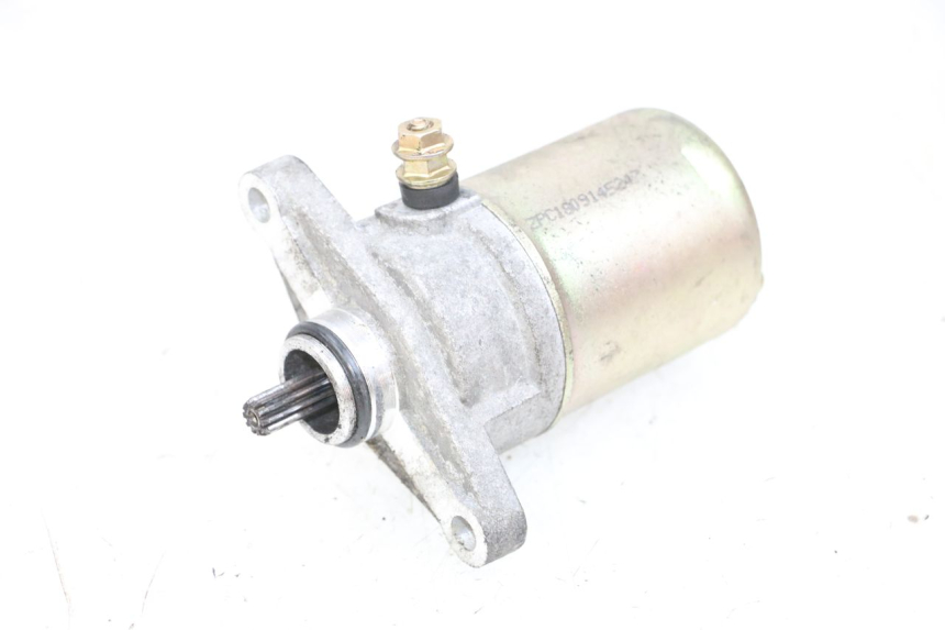 photo de ARRANQUE JM MOTORS OLDIES GT 4T 50 (2018 - 2025) - Otra perspectiva