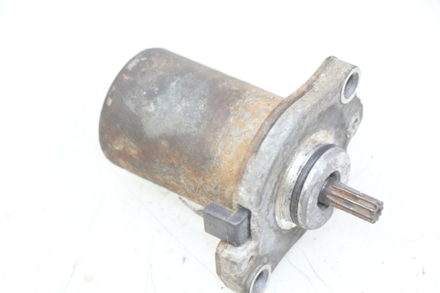 photo de MOTOR DE ARRANQUE MBK OVETTO 2T 50 (2007 - 2017) - Vista principal